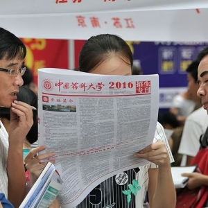 VУI(y)CĲֵѱýع҈֔